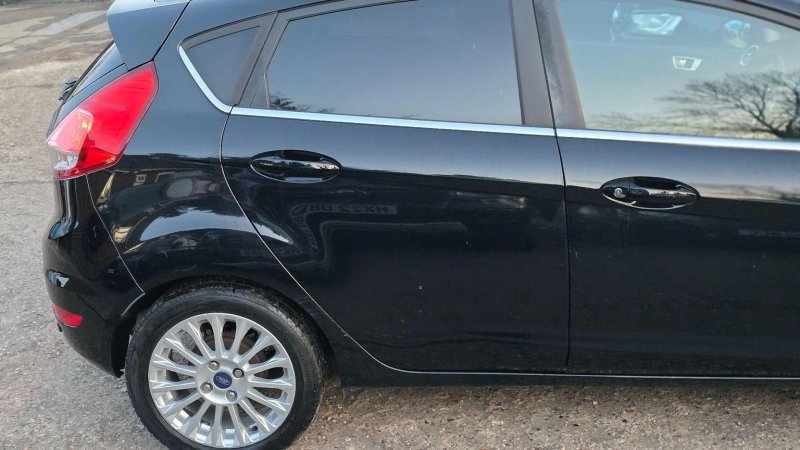 FORD FIESTA