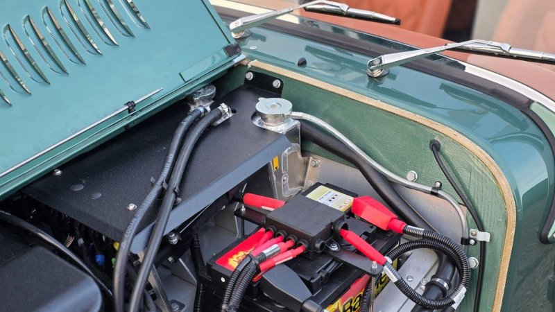MORGAN PLUS 4