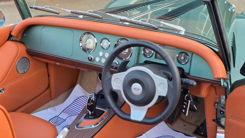MORGAN PLUS 4