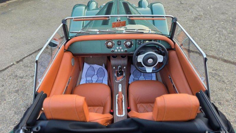MORGAN PLUS 4