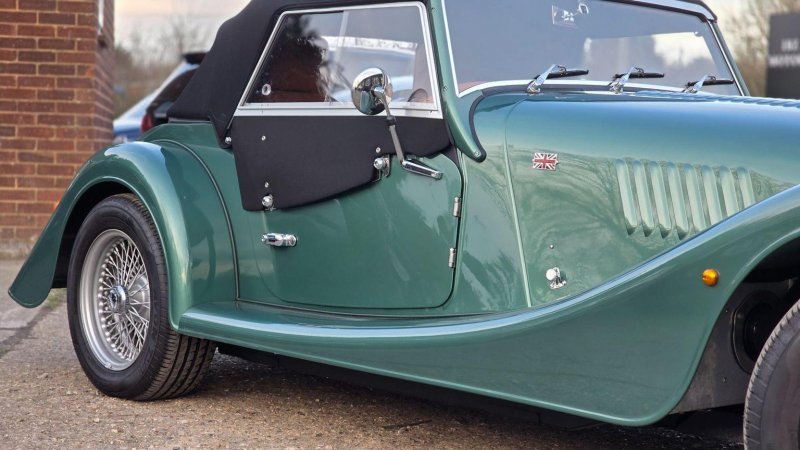 MORGAN PLUS 4