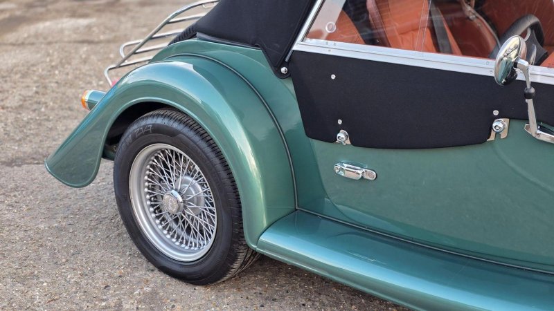 MORGAN PLUS 4
