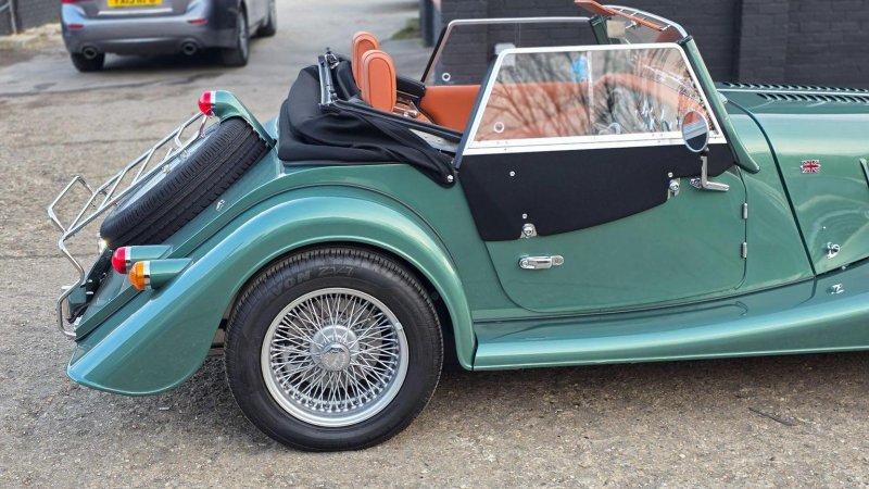 MORGAN PLUS 4