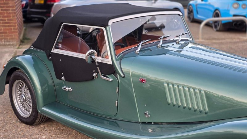 MORGAN PLUS 4