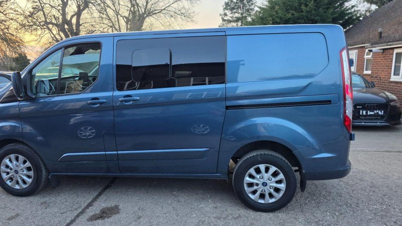 FORD TRANSIT CUSTOM