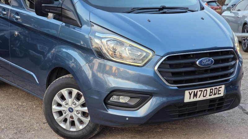 FORD TRANSIT CUSTOM