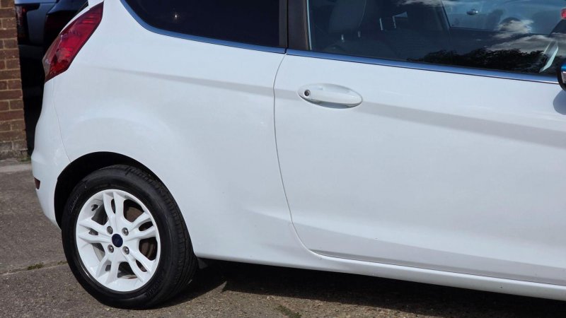 FORD FIESTA
