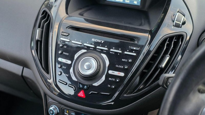 FORD B-MAX