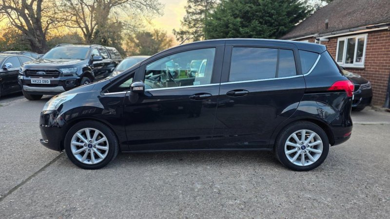 FORD B-MAX