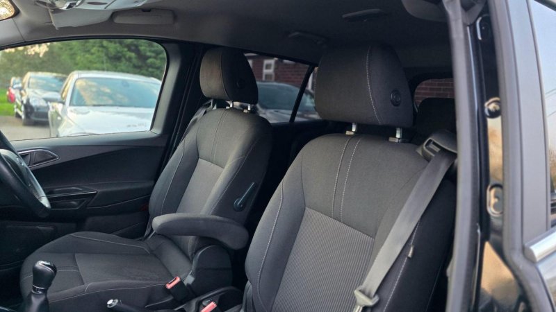 FORD B-MAX