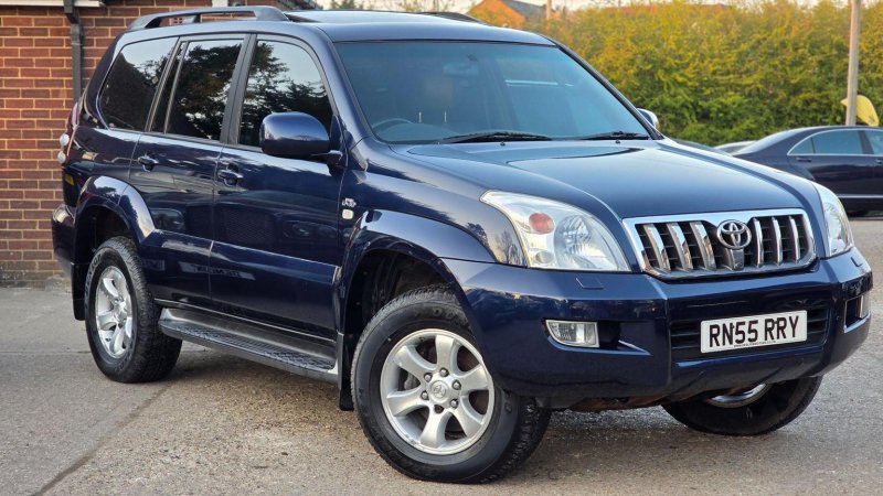 TOYOTA LAND CRUISER