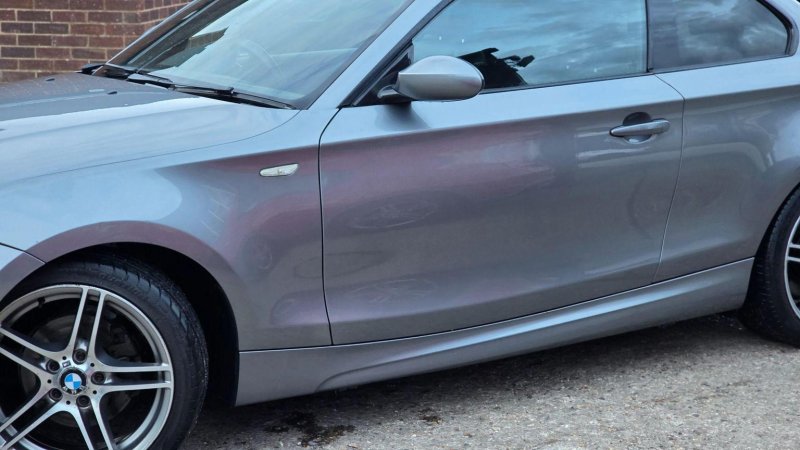 BMW 1 SERIES