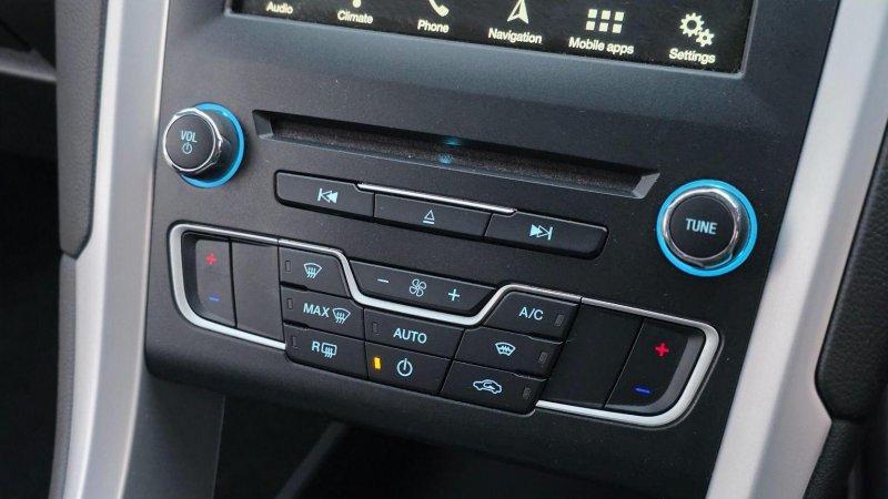 FORD MONDEO