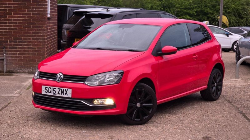 VOLKSWAGEN POLO