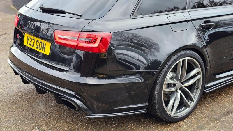 AUDI RS6