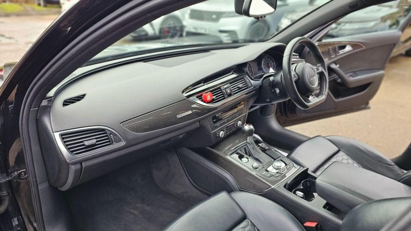 AUDI RS6