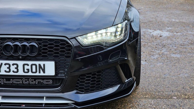 AUDI RS6