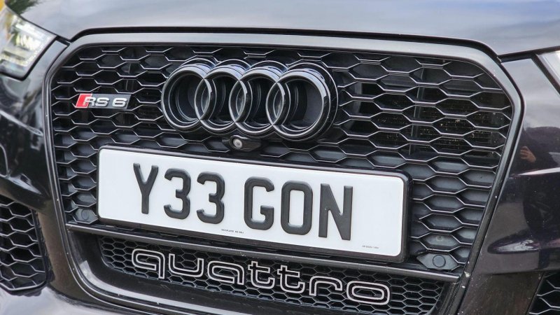AUDI RS6