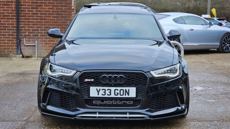 AUDI RS6