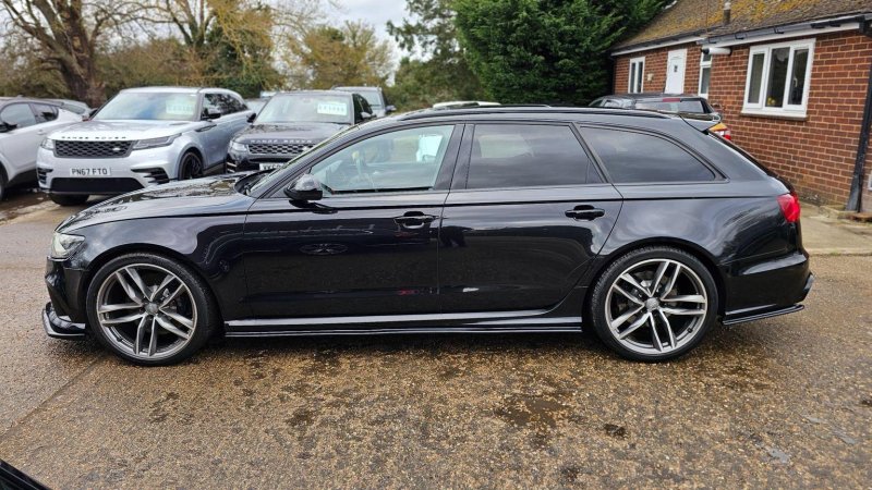 AUDI RS6