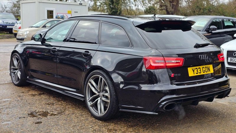 AUDI RS6