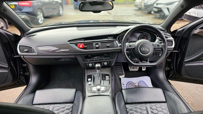 AUDI RS6