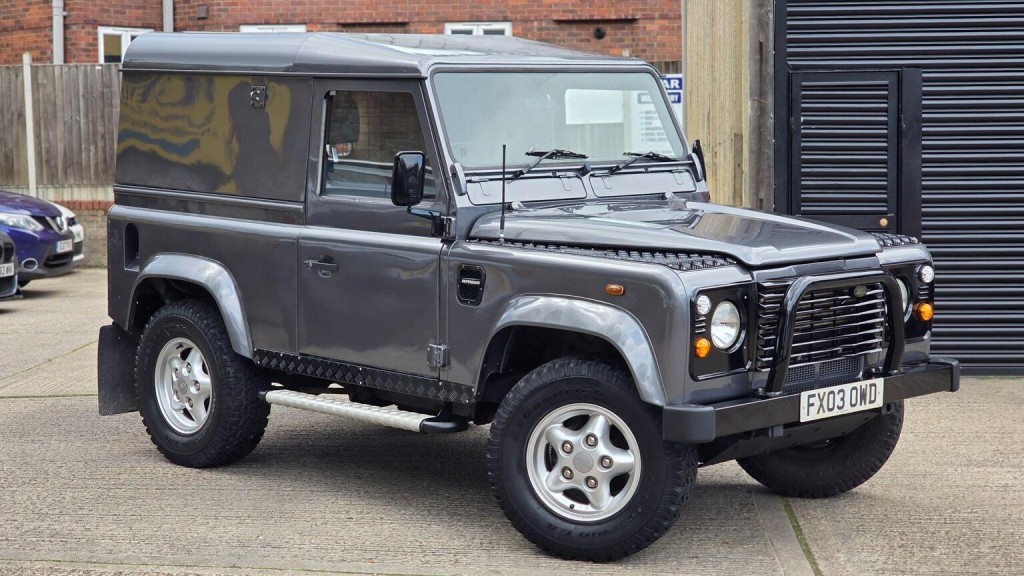 2003 Land Rover Defender 90